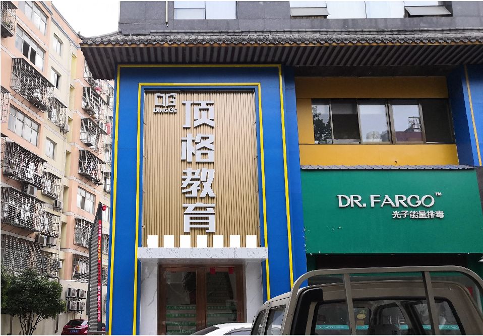 常州门头设计要符合门店特色。