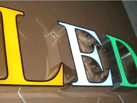 常州介绍LED招牌的基础知识。
